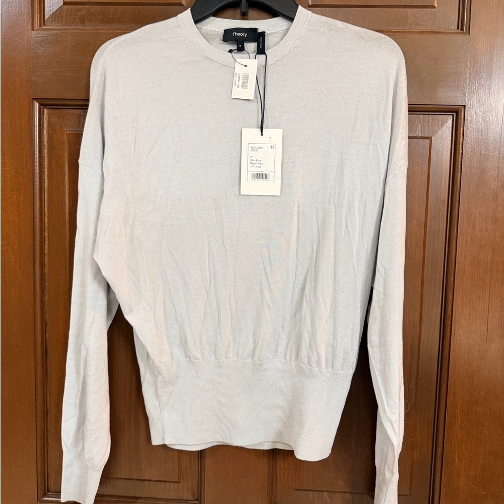 Theory Women's Light Gray Long Sleeve Top